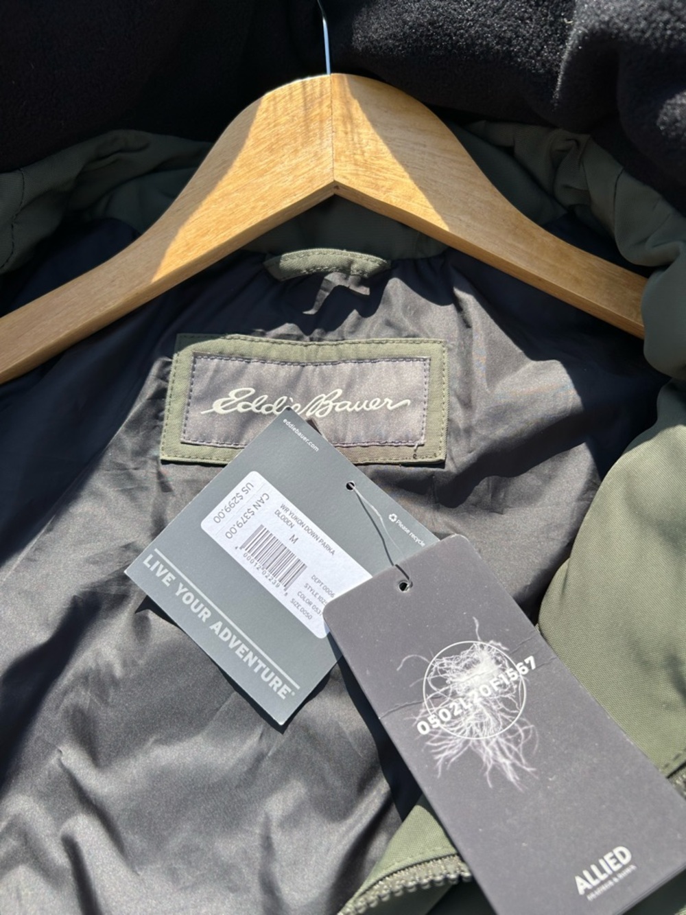 Eddie Bauer Olive Green Quilted Jacket with Hood Trim - Picture 4 of 9